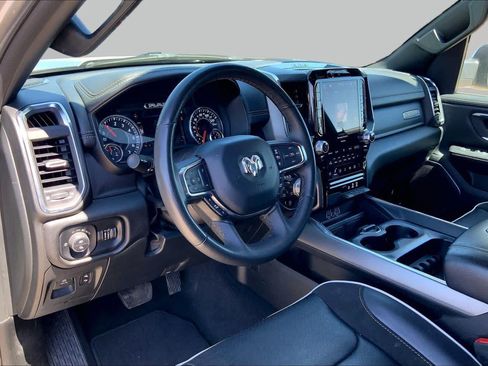 Used 2025 RAM 1500 Laramie AWD/4WD image 18