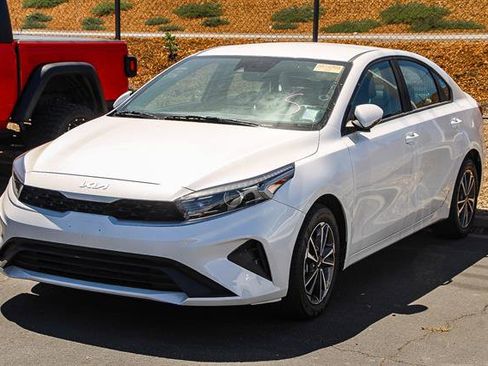 Used 2024 Kia Forte LXS w/ LXS Technology Package image 27