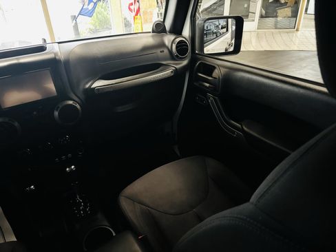 Used 2014 Jeep Wrangler Sport w/ Quick Order Package 24S AWD/4WD image 40