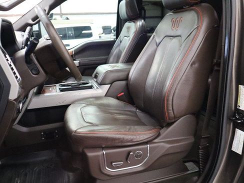 Used 2017 Ford F250 King Ranch w/ King Ranch Ultimate Package AWD/4WD image 42