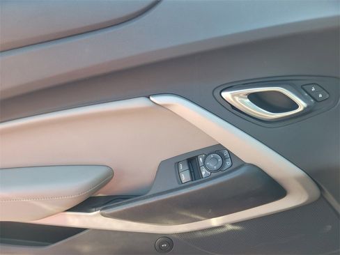 Used 2023 Chevrolet Camaro LT image 21