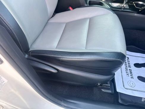 Used 2017 Toyota RAV4 Limited w/ Advanced Technology Package AWD/4WD image 16