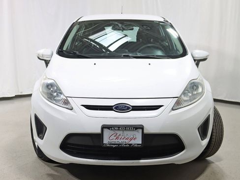 Used 2013 Ford Fiesta SE image 8