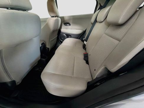 Used 2018 Honda HR-V EX image 26