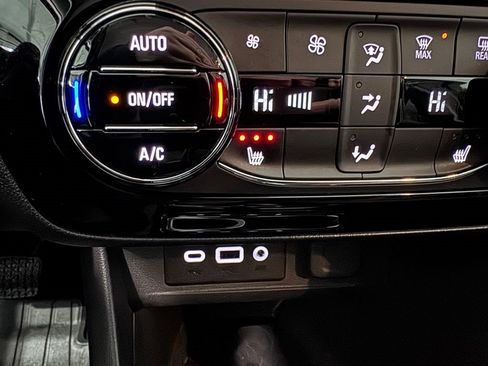 Certified 2023 Buick Encore GX Select w/ Sport Touring Package image 16