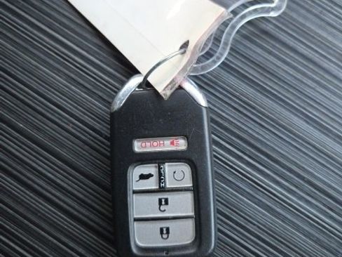 Used 2017 Honda Pilot EX-L image 16