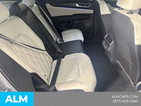 Used 2026 Volkswagen Atlas Cross Sport SEL Premium R-Line AWD/4WD image 18