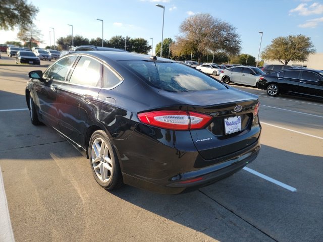 Used 2016 Ford Fusion SE FWD image 7