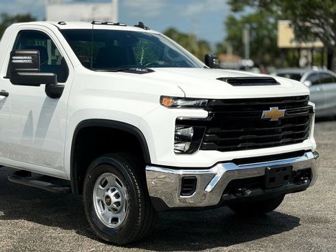 Used 2024 Chevrolet Silverado 2500 W/T w/ WT Convenience Package image 12