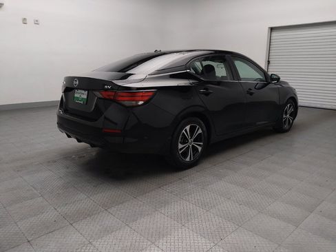 Used 2022 Nissan Sentra SV image 9