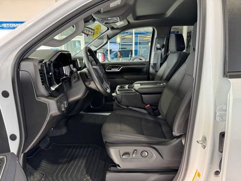 Certified 2026 Chevrolet Silverado 1500 RST AWD/4WD image 7