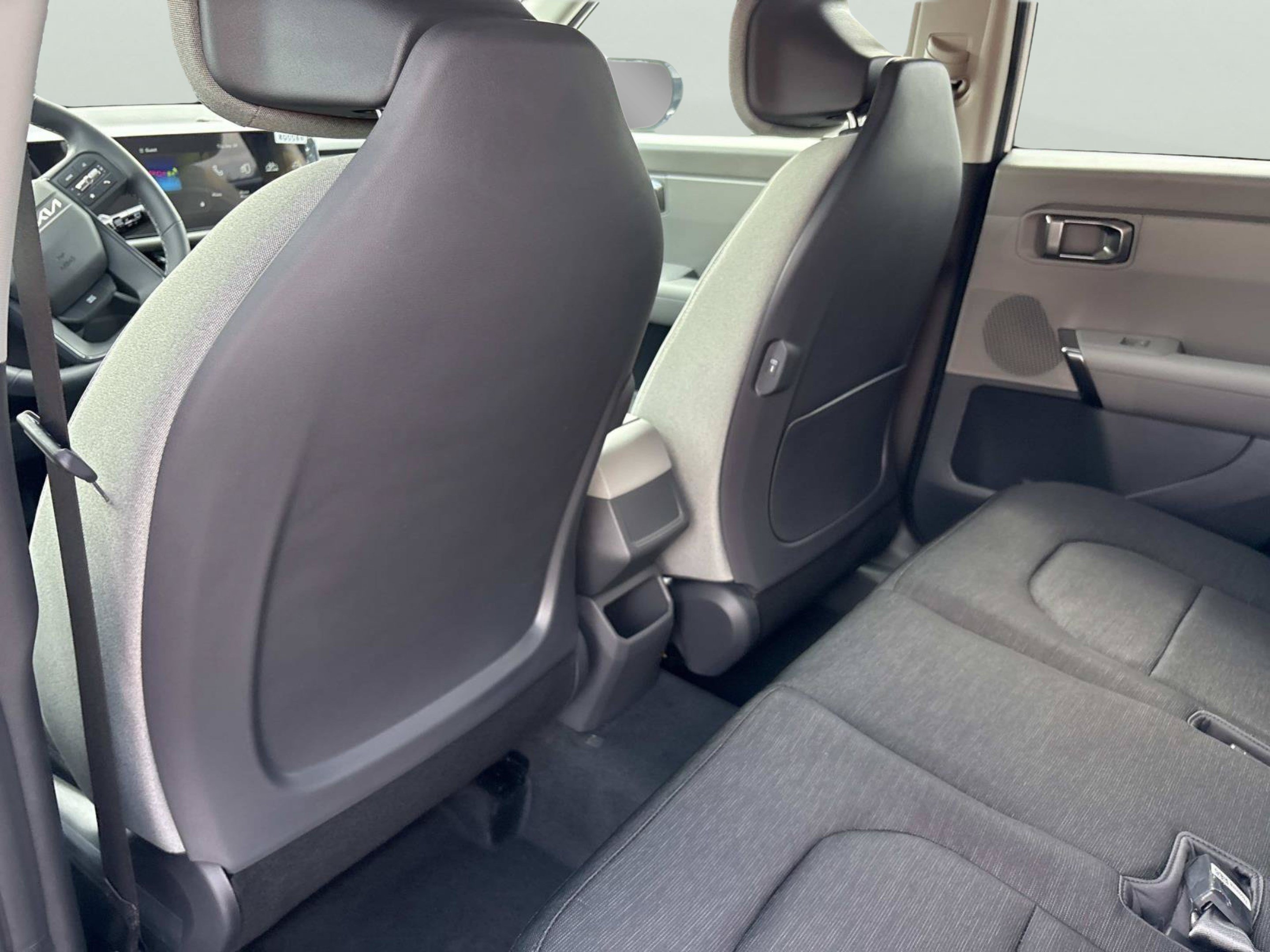 New 2027 Kia Seltos S FWD image 13