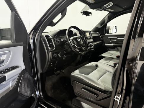 Used 2022 RAM 1500 Big Horn AWD/4WD image 18