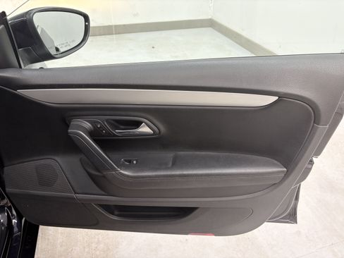 Used 2011 Volkswagen CC Sport FWD image 24