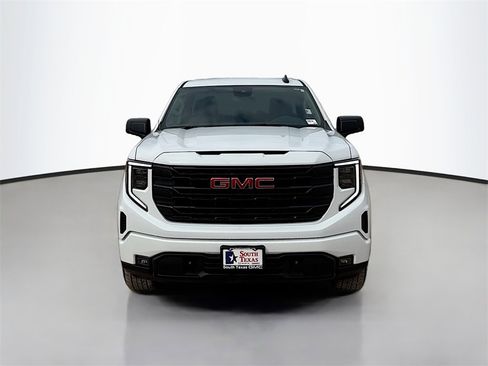 Used 2026 GMC Sierra 1500 Elevation image 2