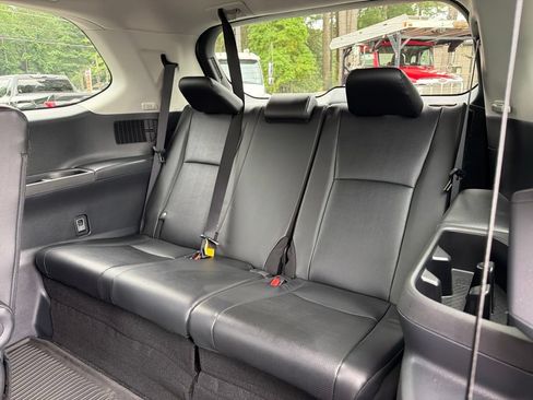 Used 2026 Toyota Grand Highlander AWD image 20