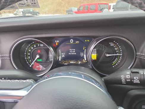 Certified 2023 Jeep Wrangler Unlimited Sahara w/ Cold Weather Group AWD/4WD image 21