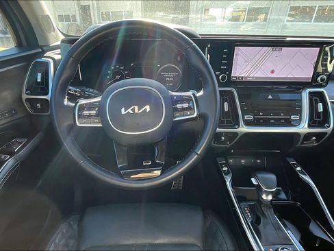 Certified 2022 Kia Sorento SX Prestige image 6