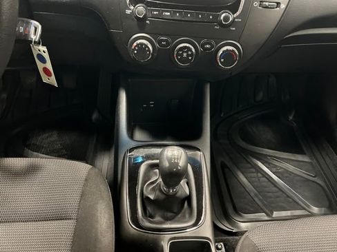Used 2017 Kia Forte LX image 13