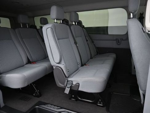 Used 2015 Ford Transit 150 XLT RWD image 31