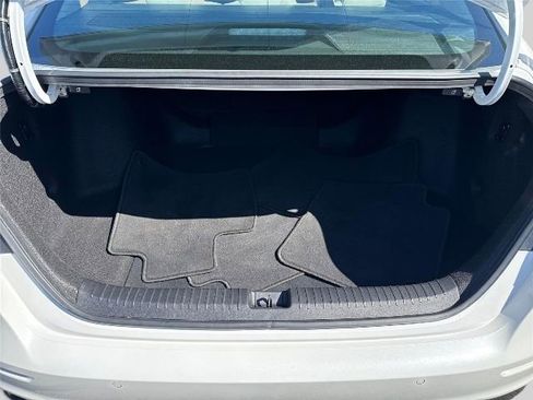 Used 2023 Honda Accord EX-L image 15