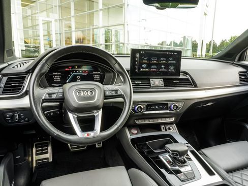 Used 2021 Audi SQ5 Premium Plus w/ Premium Plus Package AWD/4WD image 16