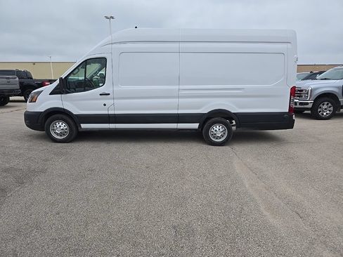 Used 2024 Ford Transit 250 148 High Roof Extended AWD w/ Load Area Protection Package image 3