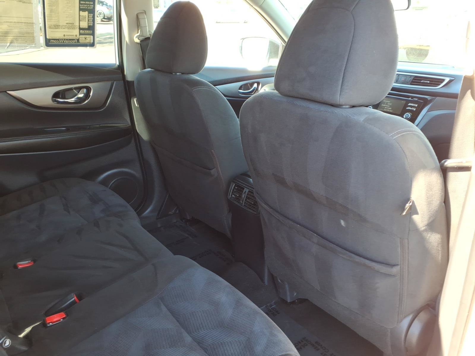 Used 2015 Nissan Rogue SV AWD/4WD image 14