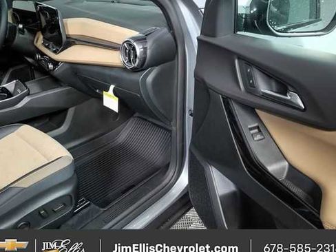 New 2026 Chevrolet Equinox ACTIV w/ Convenience Package III image 23