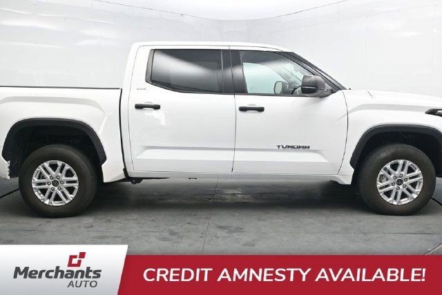 Used 2023 Toyota Tundra SR5 AWD/4WD image 9