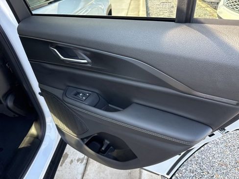 New 2025 Jeep Grand Cherokee Laredo X w/ Luxury Tech Group I image 27