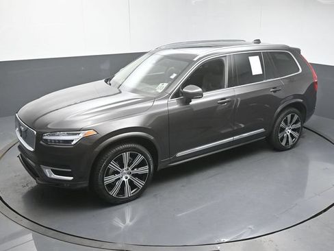 Certified 2023 Volvo XC90 B6 Ultimate w/ Protection Package Premier AWD/4WD image 46
