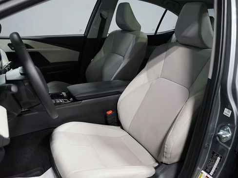 Certified 2025 Toyota Camry XLE FWD image 26