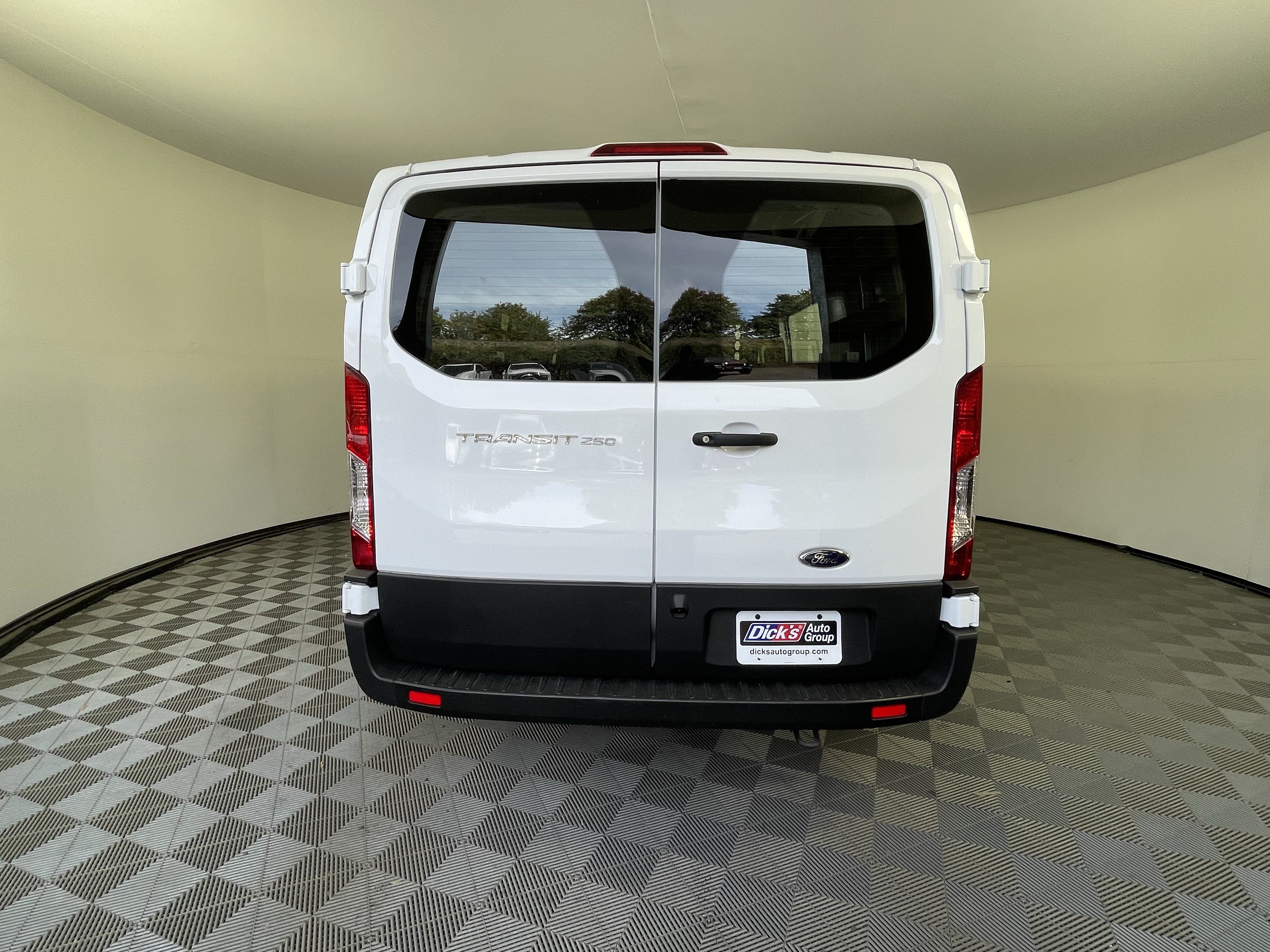 Used 2025 Ford Transit 250 Low Roof w/ Exterior Upgrade Package RWD image 4
