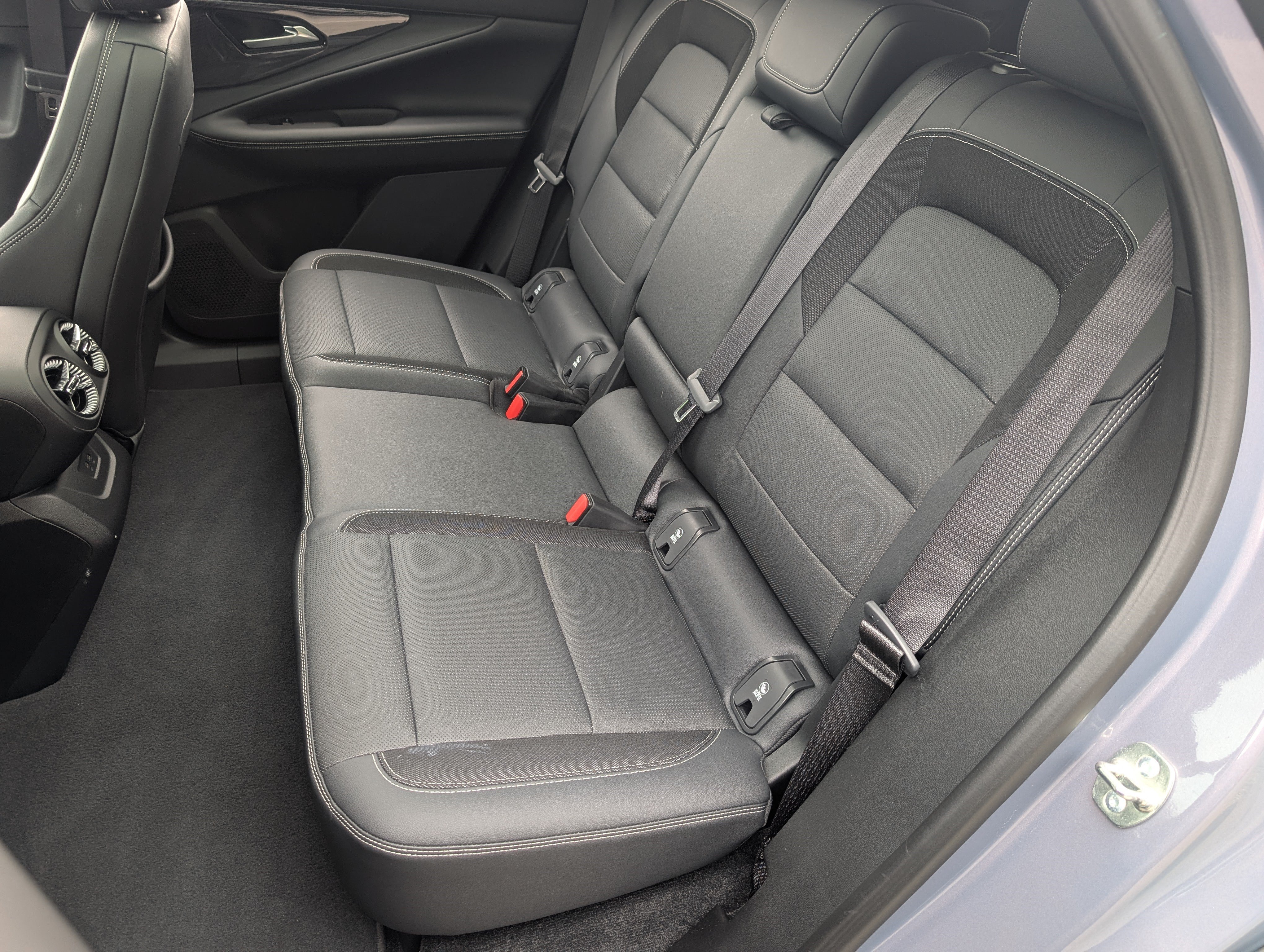Used 2024 Chevrolet Blazer EV LT AWD/4WD image 18