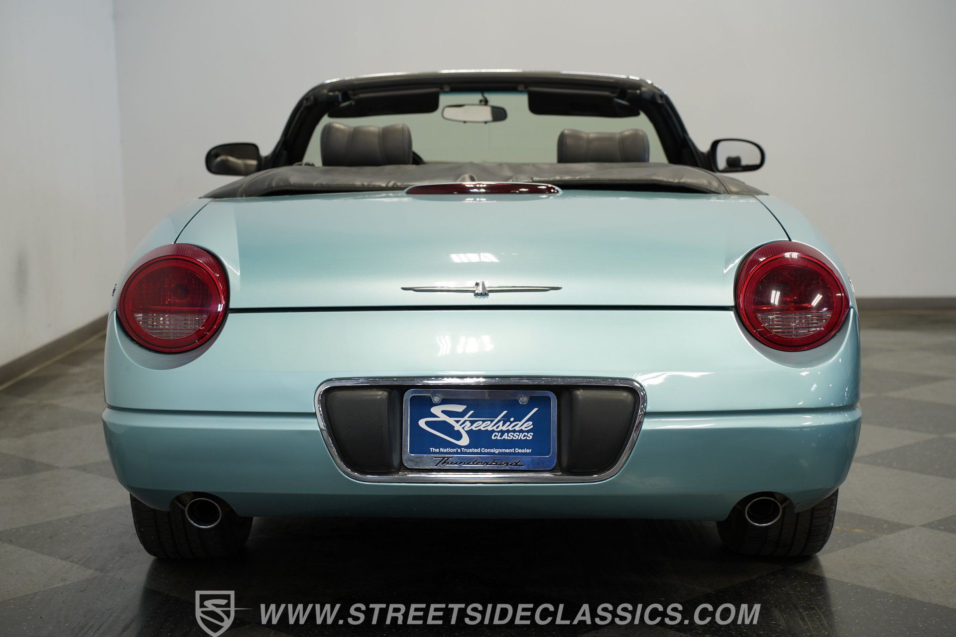 Used 2002 Ford Thunderbird RWD image 11