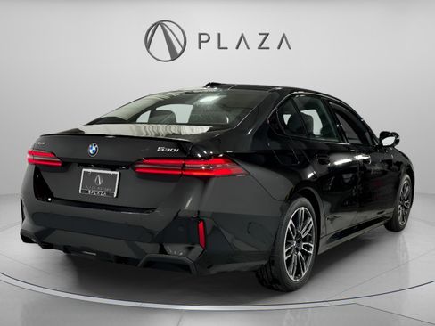 New 2026 BMW 530i xDrive w/ M Sport Package image 6