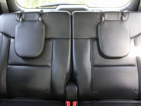 Used 2022 Ford Explorer Limited image 58