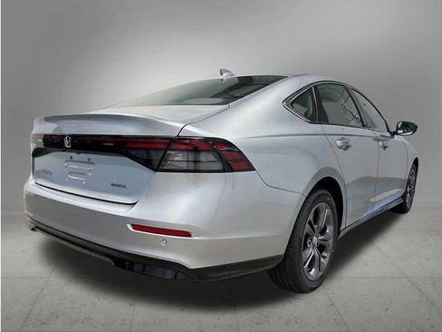 New 2025 Honda Accord EX-L image 7