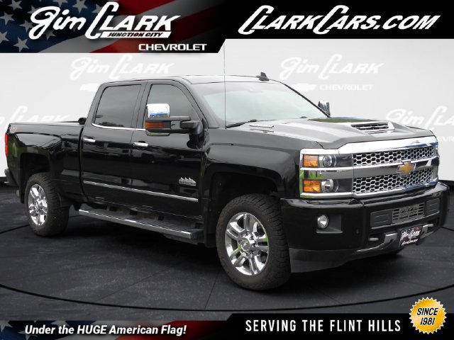 Used 2018 Chevrolet Silverado 2500 High Country w/ Duramax Plus Package AWD/4WD image 1