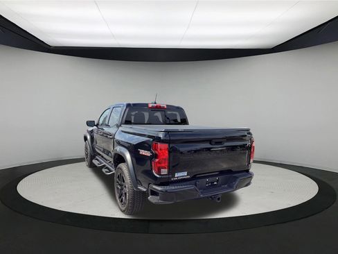 Used 2023 Chevrolet Colorado Trail Boss w/ Advanced Trailering Package AWD/4WD image 6