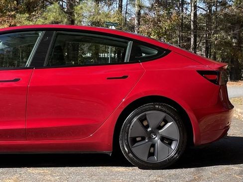 Used 2023 Tesla Model 3 Standard Range image 5