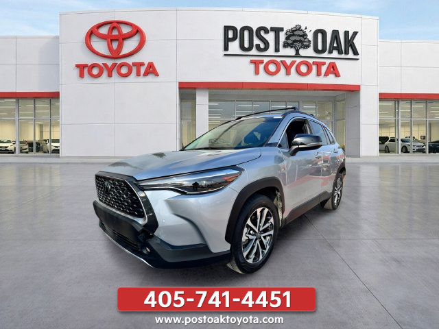 Used 2025 Toyota Corolla Cross XLE w/ Convenience Package AWD/4WD image 11