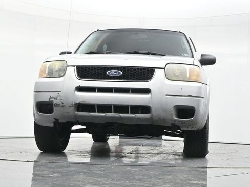 Used 2003 Ford Escape Limited FWD image 41
