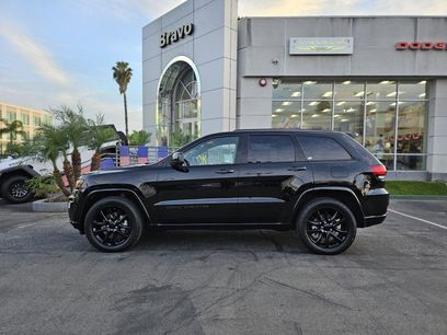 Used 2020 Jeep Grand Cherokee Altitude
