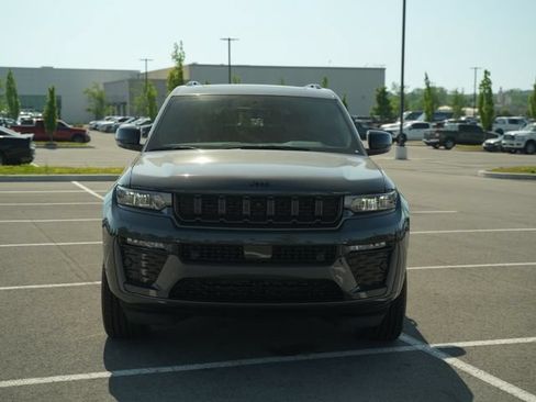 New 2026 Jeep Grand Cherokee L Limited AWD/4WD image 2
