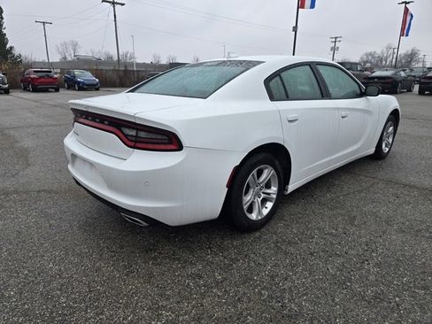 Used 2023 Dodge Charger SXT image 3