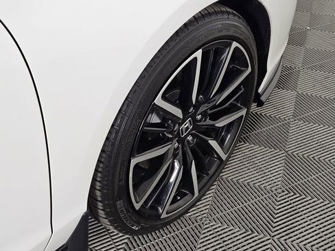 Used 2025 Honda Accord Touring image 7
