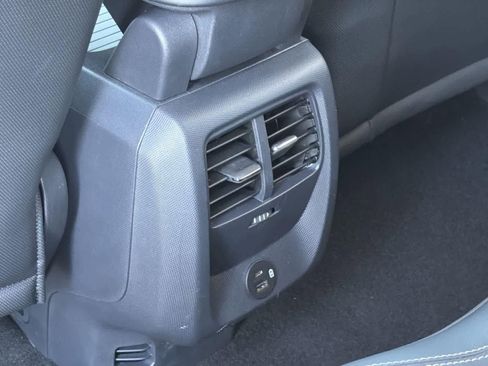 Used 2022 Ford Mustang Mach-E Select image 27