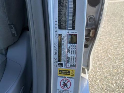 Used 2008 Toyota Camry LE image 24